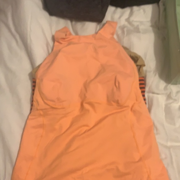 Lululemon & Nike Workout Bundle - Picture 4 of 8